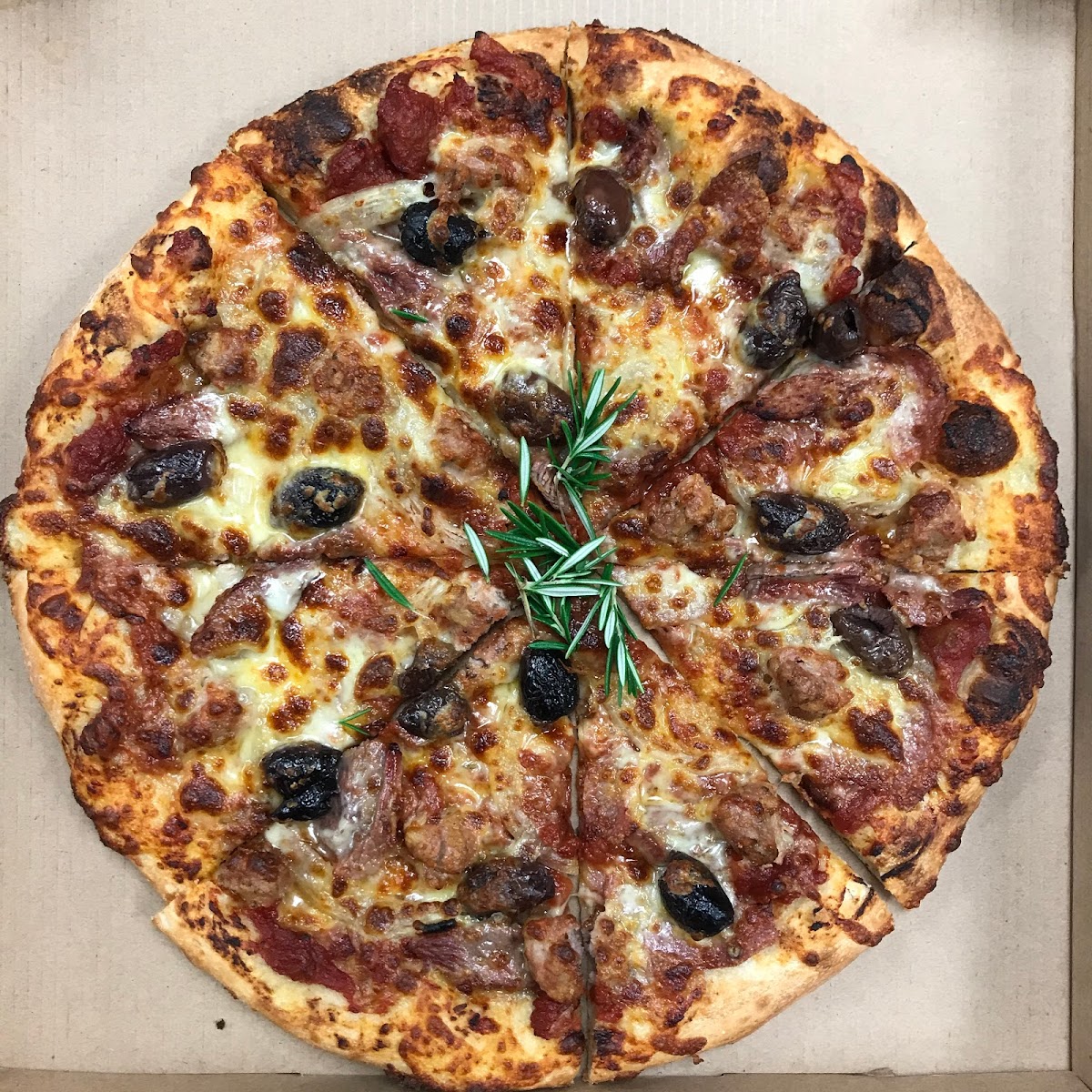 Neptunes Pizzeria Photos 2